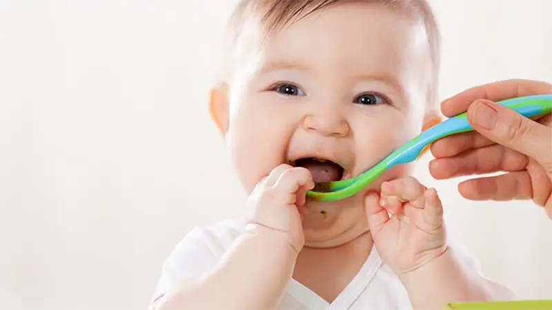 When Can Babies Start Eating Baby Food