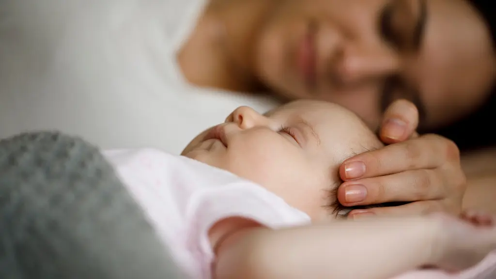 safely co-sleep with a newborn